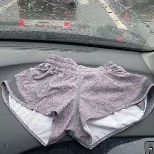 heathered grey hotty hot 2.5” lululemon shorts
